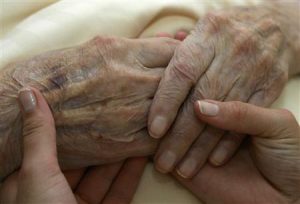 La Sécurité sociale dispose d’un régime spécial pour financer la prise en charge des personnes âgées en perte d’autonomie